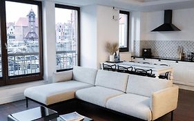 Suite Sixteen Szafarnia